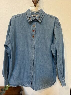 New Look Embroidered Denim Button-Up Blouse